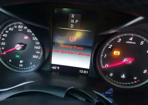 2018 Mercedes-Benz C 300 from USA, damaged, VIN 55SWF4JB3JU253881